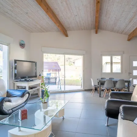 Maison Contemporaine A - 6 Pers, Proche Lac, Jardin, Quartier Calme, Avec Wifi - Fr-1-521-112 Holiday home