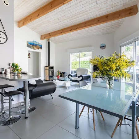 Holiday home Maison Contemporaine A - 6 Pers, Proche Lac, Jardin, Quartier Calme, Avec Wifi - Fr-1-521-112